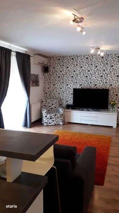 Ultrancetral - Inchiriere apartament 4 camere - Piata Trandafirilor - Imagine principală: 4/7