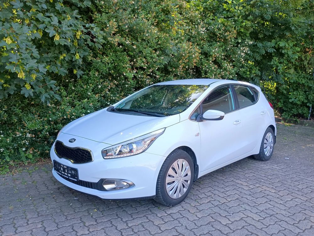 Kia Ceed II 2014