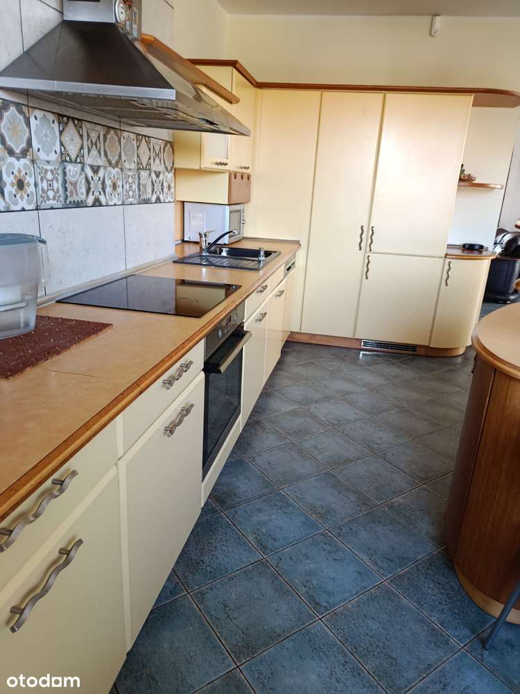 Dom do zamieszkania z całym wyposażeniem - Pełny obrazek: 3/20