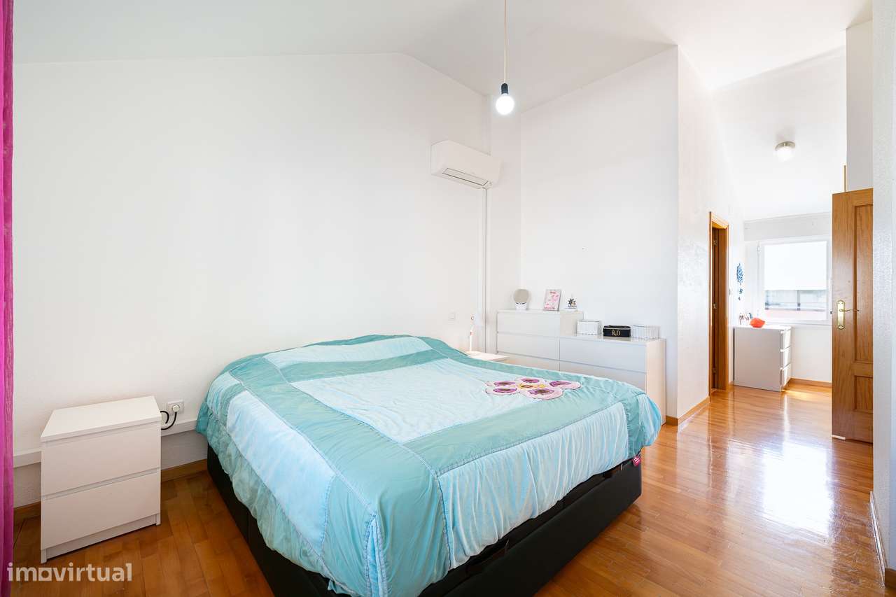 Apartamento T4 DUPLEX Venda em Alhos Vedros,Moita-3
