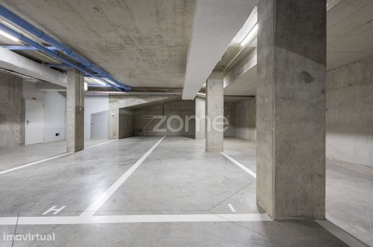 Apartamento T4 Duplex Novo no Prestigiado Edifício Alameda-40