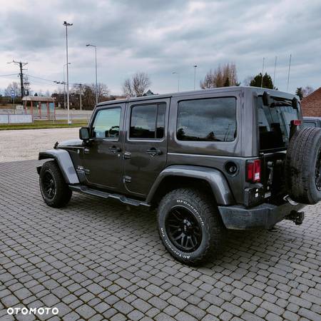 Jeep Wrangler 3.6 Unlim Sahara - 9