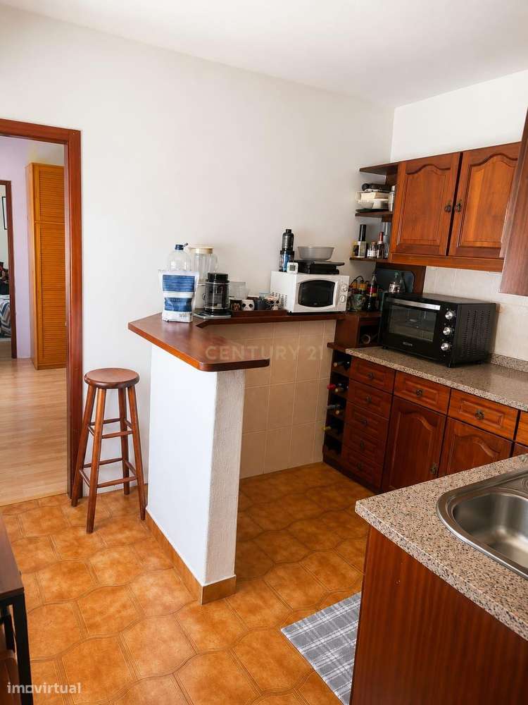 Moradia T4 com Anexo T2 Independente | 400 m² de Construção | Lote de-38