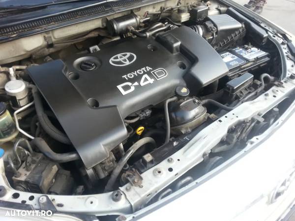 Motor 2.0 diesel D4-D TOYOTA AVENSIS - 5