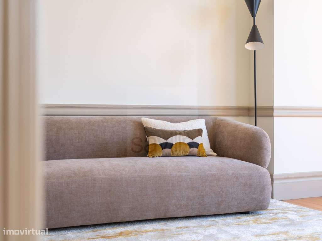 Apartamento T0 mobilado e decorado na Avenida dos Aliados-20