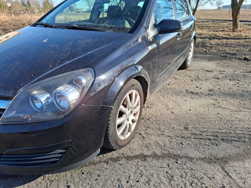 Opel Astra H 2004