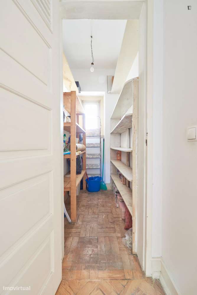 Quarto - localizado em Alameda Lisbon - Grande imagem: 3/10