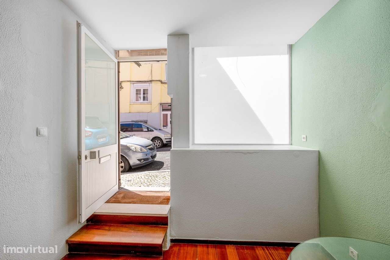 Loja no Bairro dos Atores | Areeiro, Lisboa-0