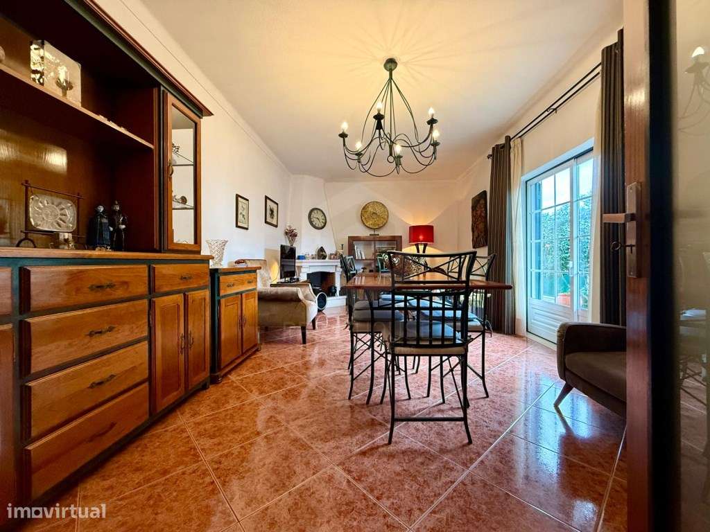 Moradia Geminada T3 + 1 em Vila Nogueira de Azeitão - Grande imagem: 4/28