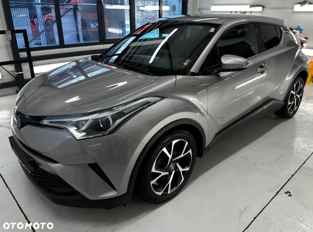 Używane Toyota C-HR - 75 000 PLN, 133 000 km - Otomoto