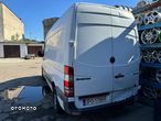 Mercedes-Benz Sprinter - 4