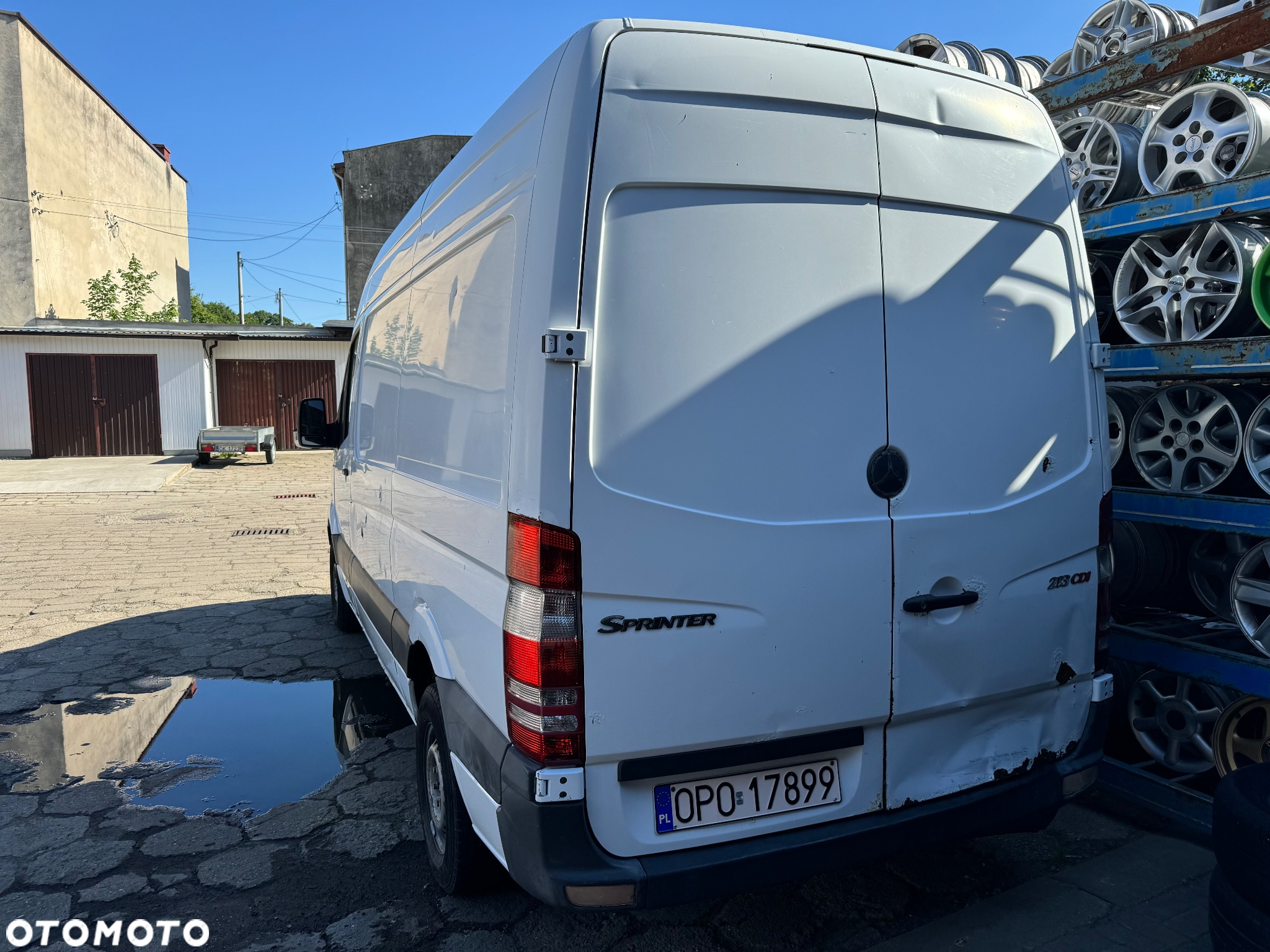 Mercedes-Benz Sprinter - 4