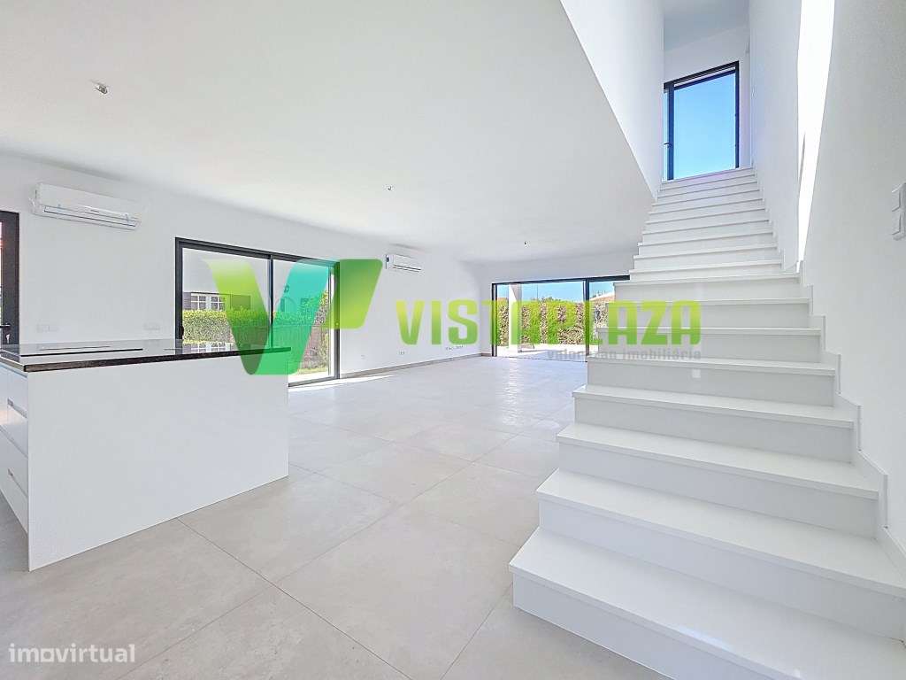 Moradia M3 Nova, com Vista Mar e Piscina, Urbanização Paisagem Ocea... - Grande imagem: 4/34