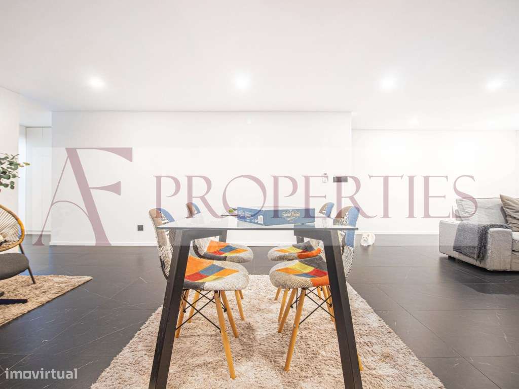 Moradia de luxo isolada com piscina aquecida, jardim e acabamentos ...-14