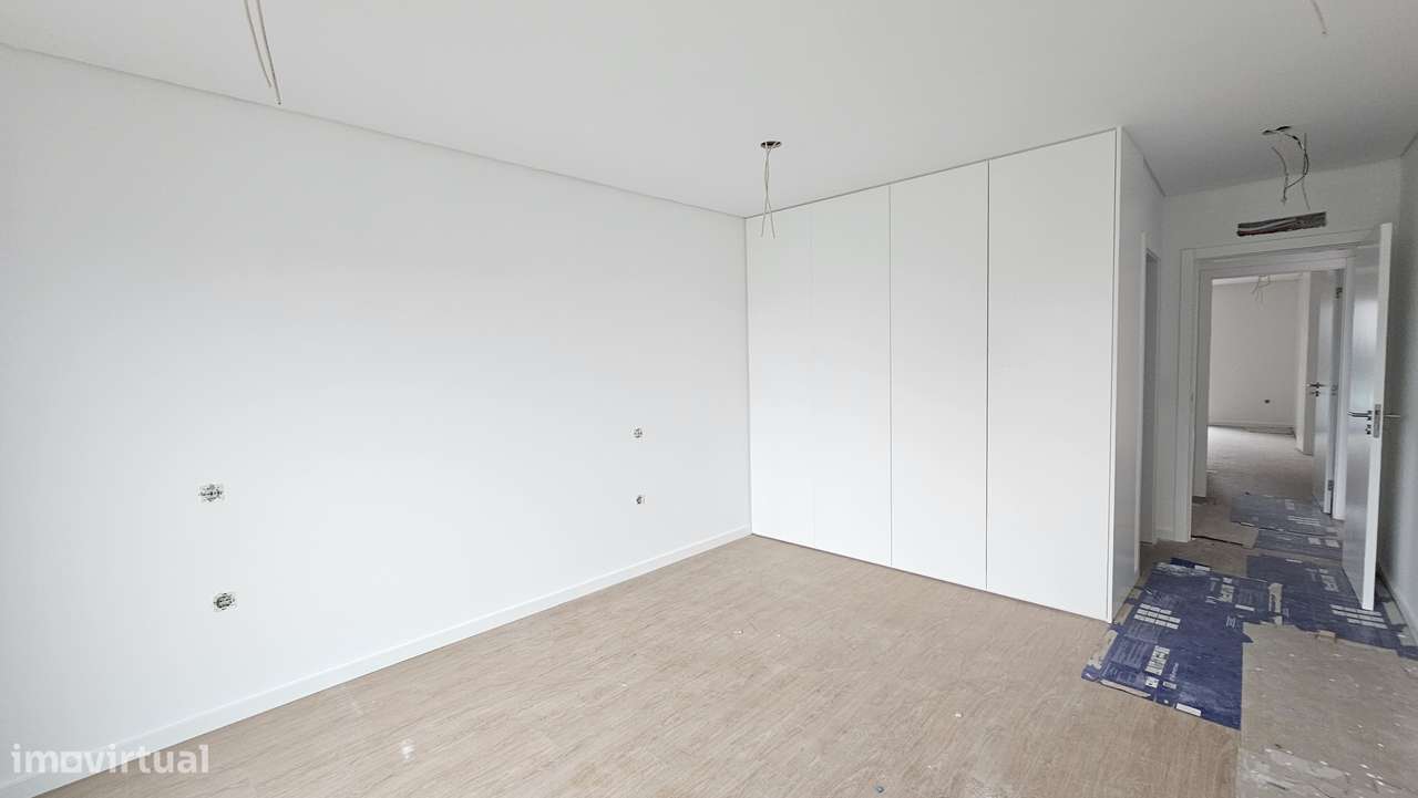 T2 +1 | 1 Lugar de Garagem - Grande imagem: 4/15