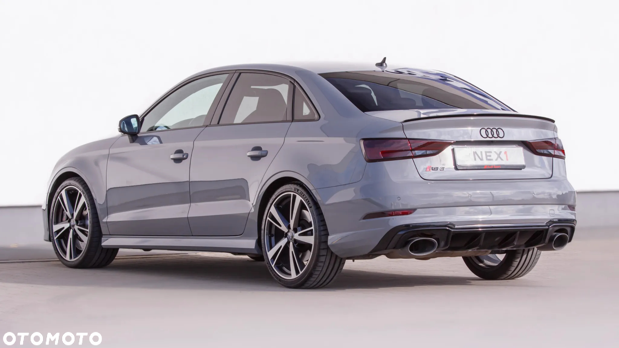 Audi RS3 2.5 TFSI Quattro S tronic - 4