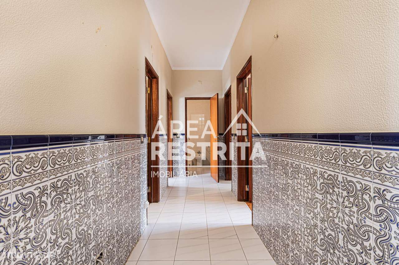 Apartamento T3 Alto do Seixalinho,  Barreiro-0