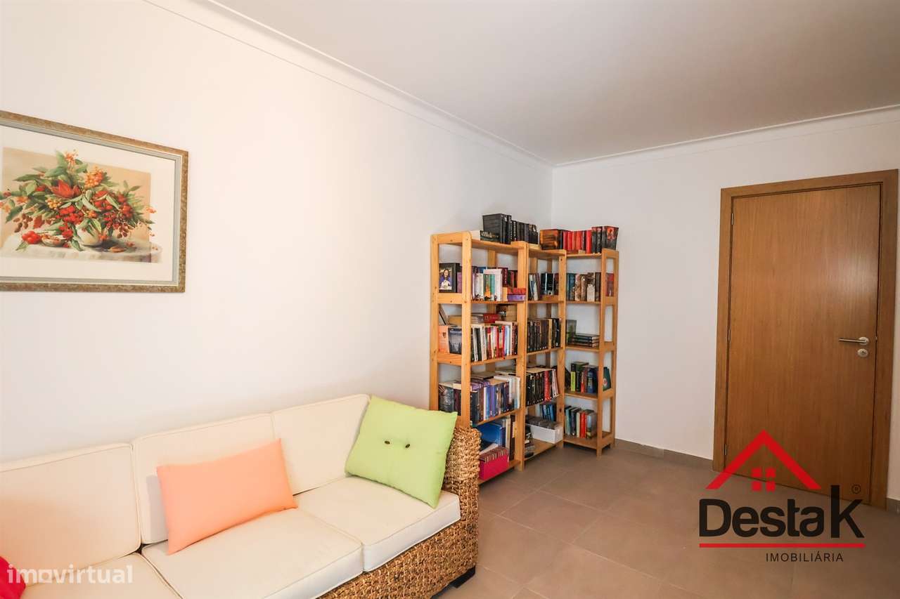 Fantástica Moradia isolada V4 em Lordosa, Viseu-44