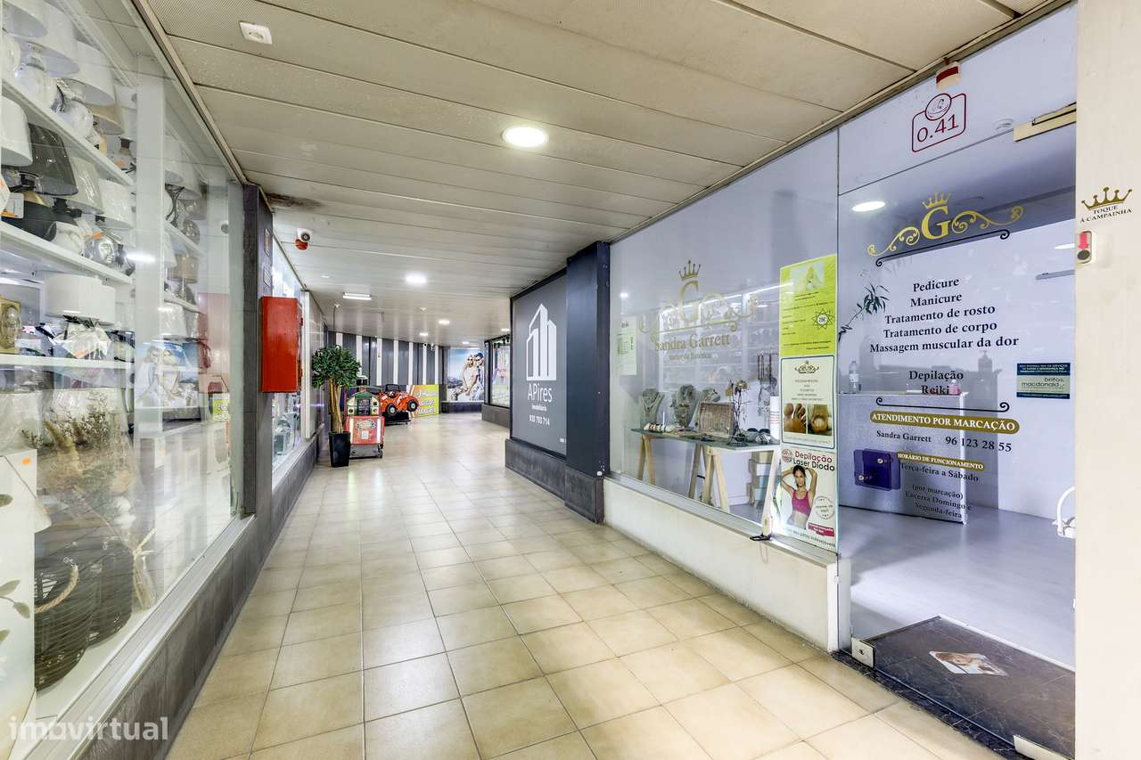 Espaço comercial para venda no Centro Comercial "O Pescador" – Costa d - Grande imagem: 5/9