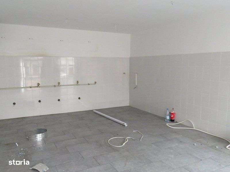 Spatiu comercial in centrul Brasovului - Imagine principală: 5/9