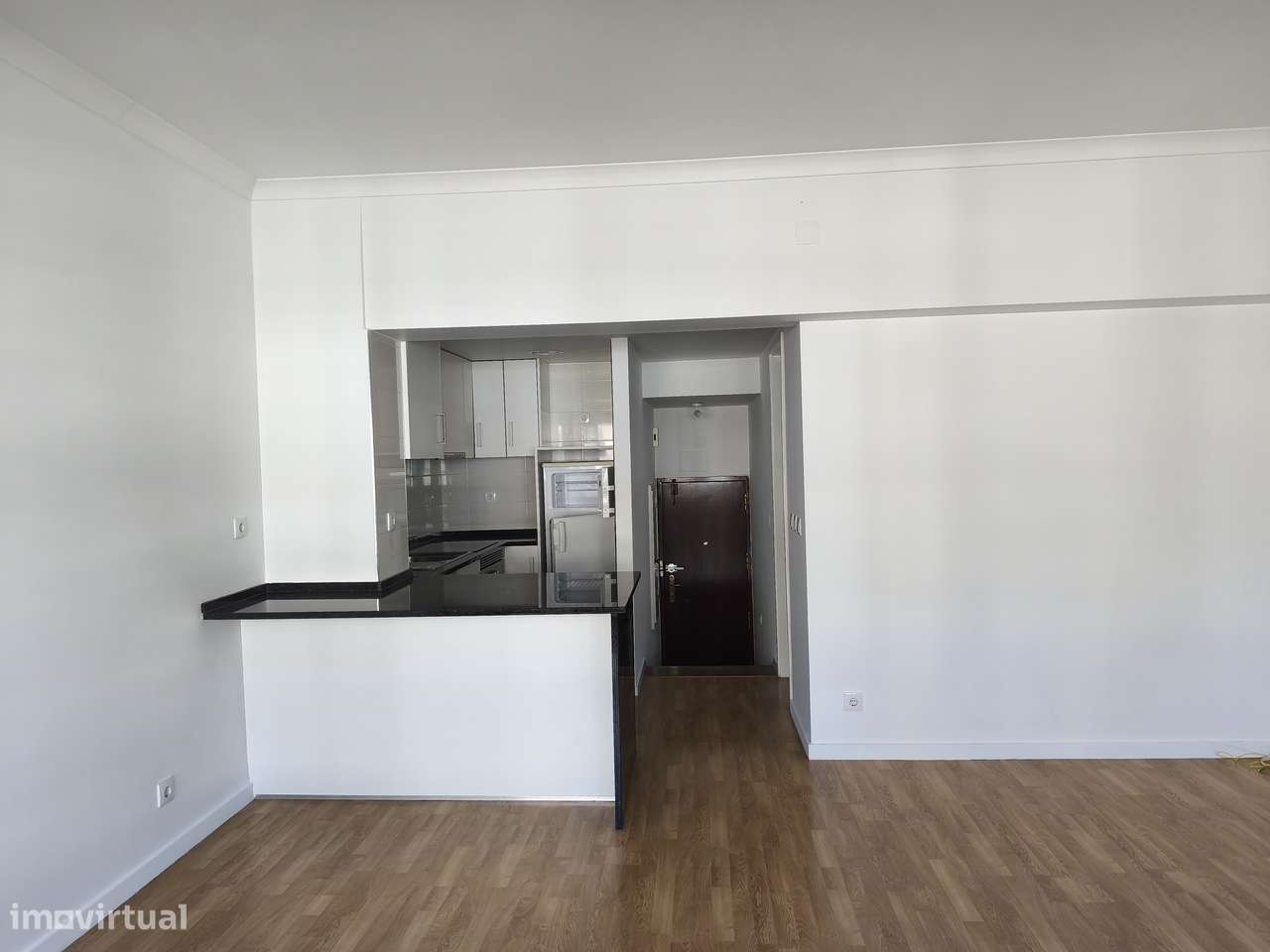 T1 Av. Columbano Bordalo Pinheiro, Bem Conservado, Cozinha Equipada. - Grande imagem: 3/28