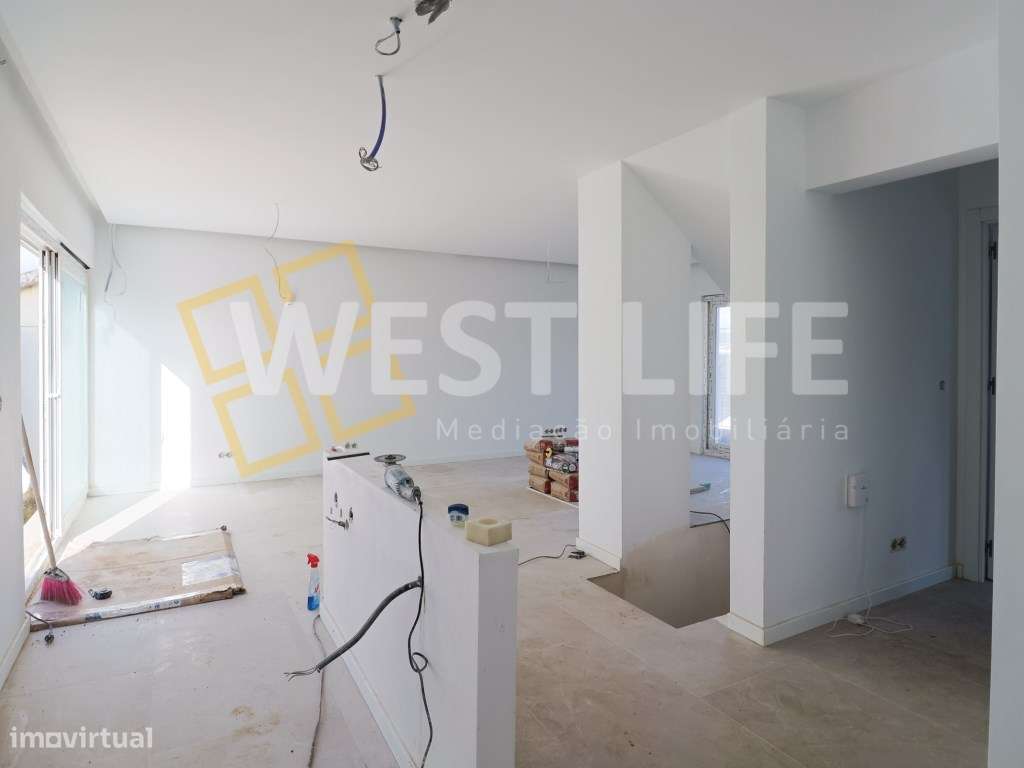 Moradia Independente T4 TOTALMENTE RENOVADA - Terraço e Logradouro ...-6