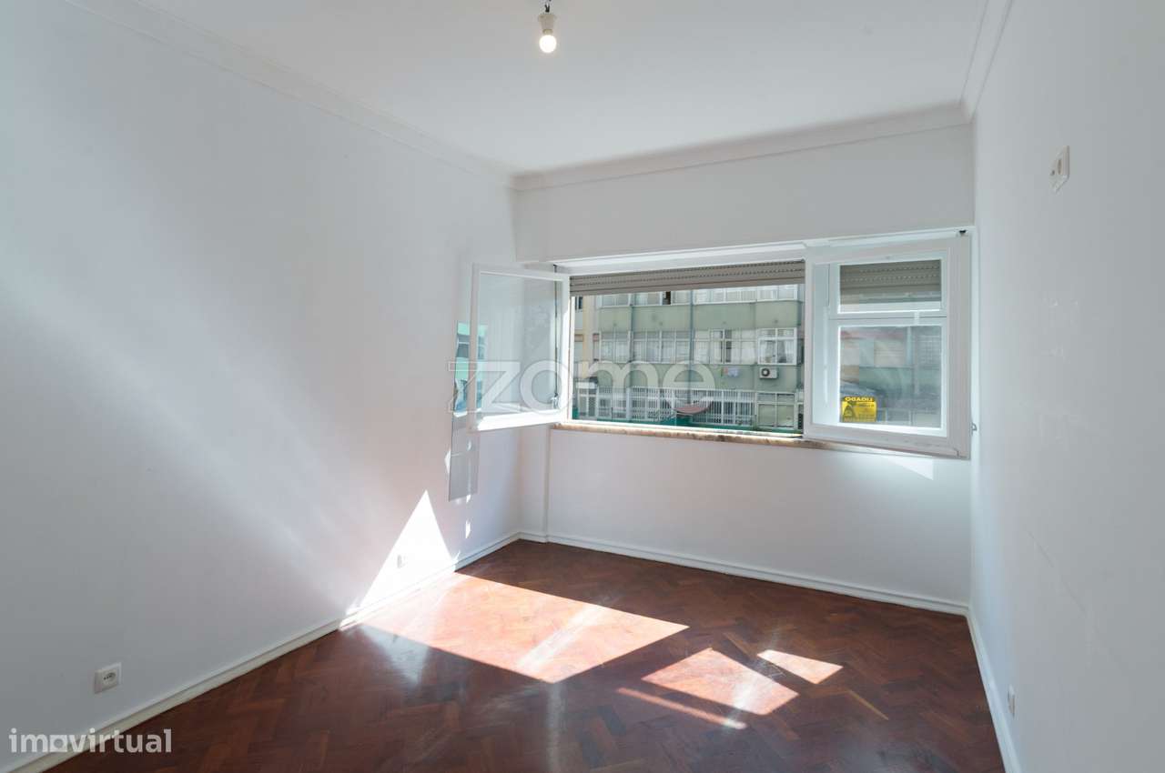 T2 em Carnide - junto ao Colégio Militar - Grande imagem: 5/25