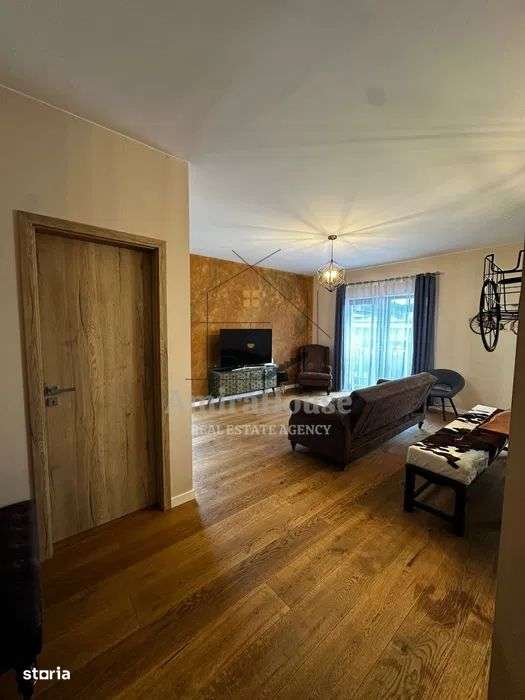 Apartament 3 camere in imobil tip vila, 79 mp, garaj, curte comuna, Gr-2