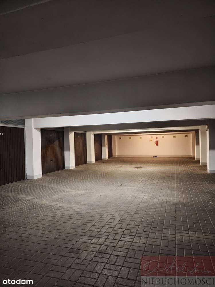 Z dużym balkonem i garażem w super lokalizacji-19