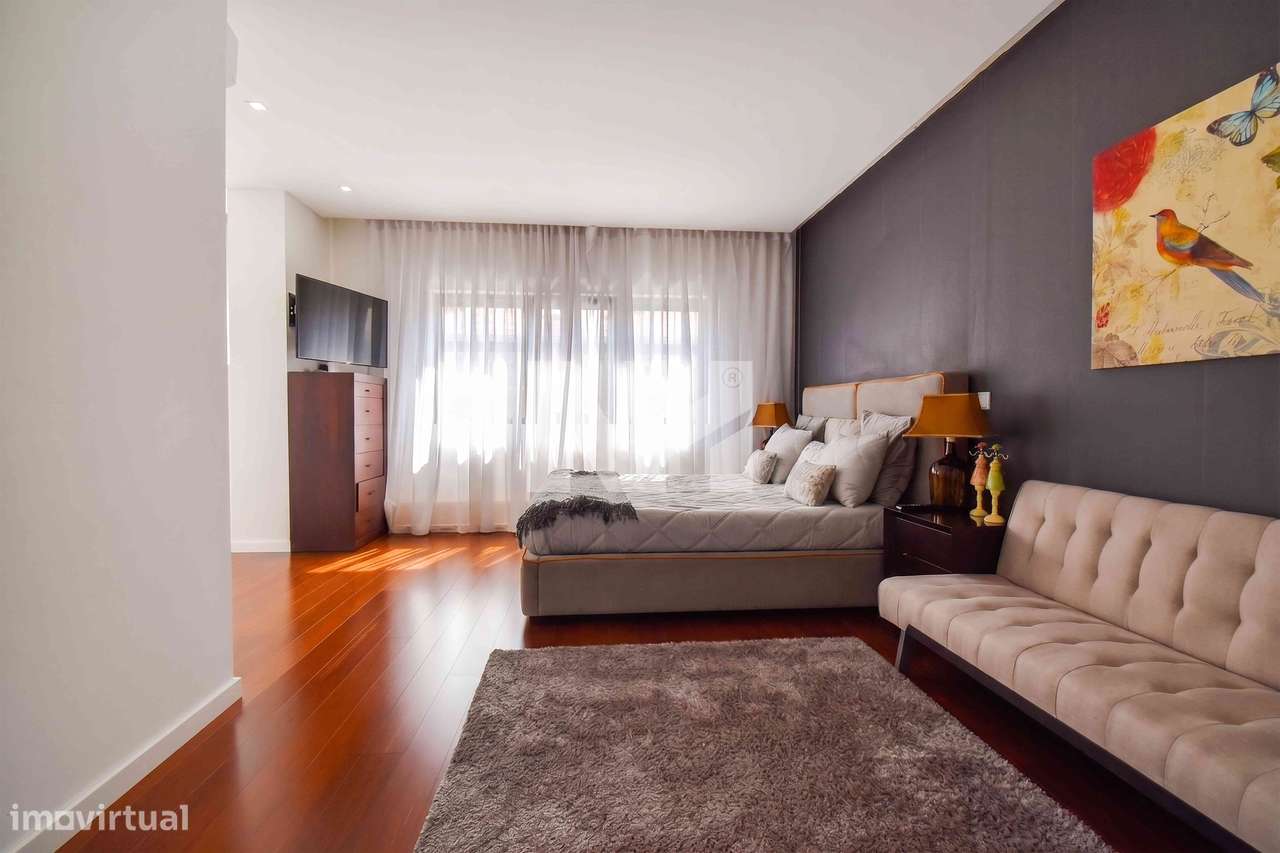 Moradia T4 Contemporânea | 4 Suites | C/ Piscina-29