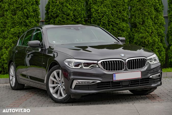 BMW Seria 5 530d xDrive Aut. Luxury Line - 1