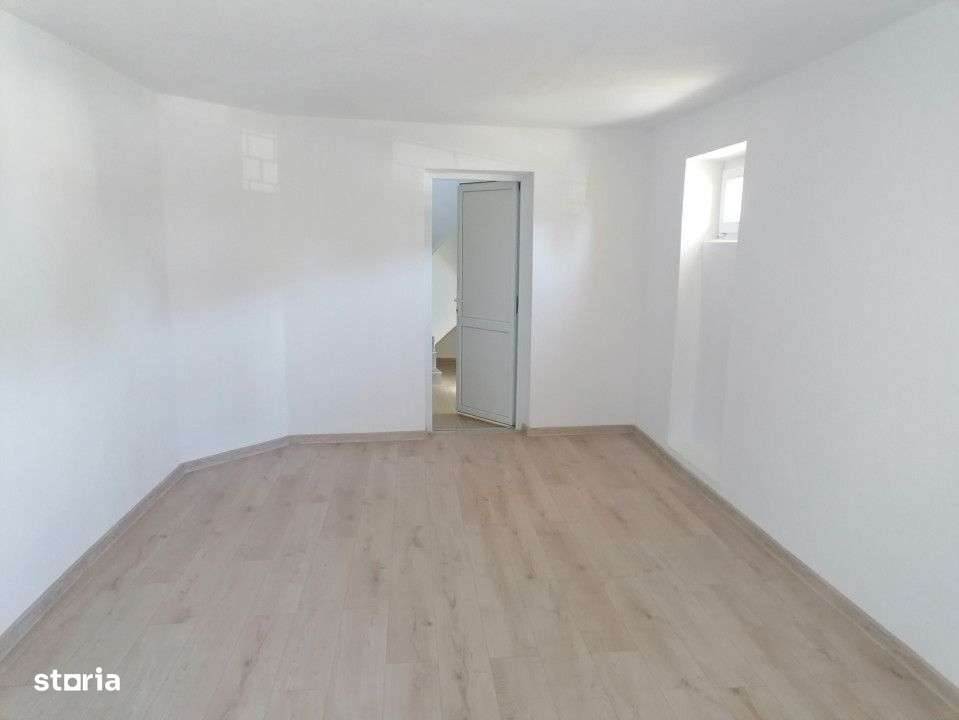 Spatiu comercial, Central, Pitesti - Imagine principală: 5/19