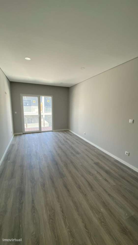 MORADIA T4 FERNAO FERRO-27