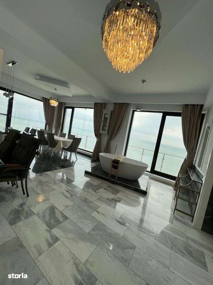 Penthouse mobilat lux , vedere frontală la mare-6