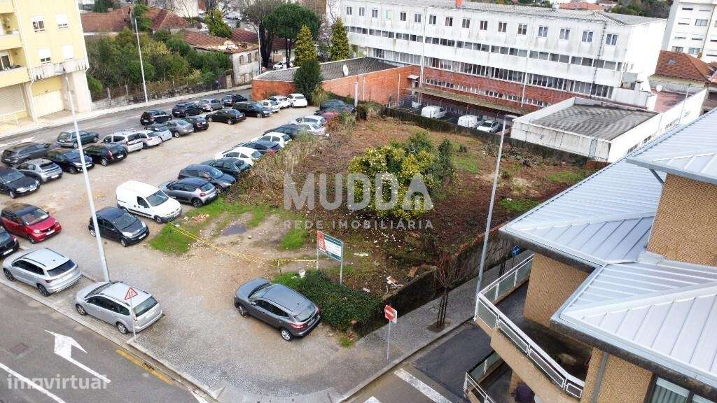 INVESTIDORES - Terreno p/ Construção no Centro de São João da Madeira-26