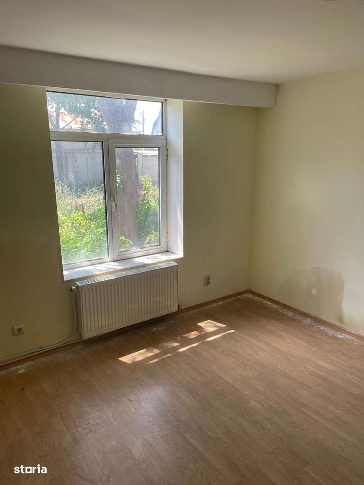 De vanzare casa Poroschia-12