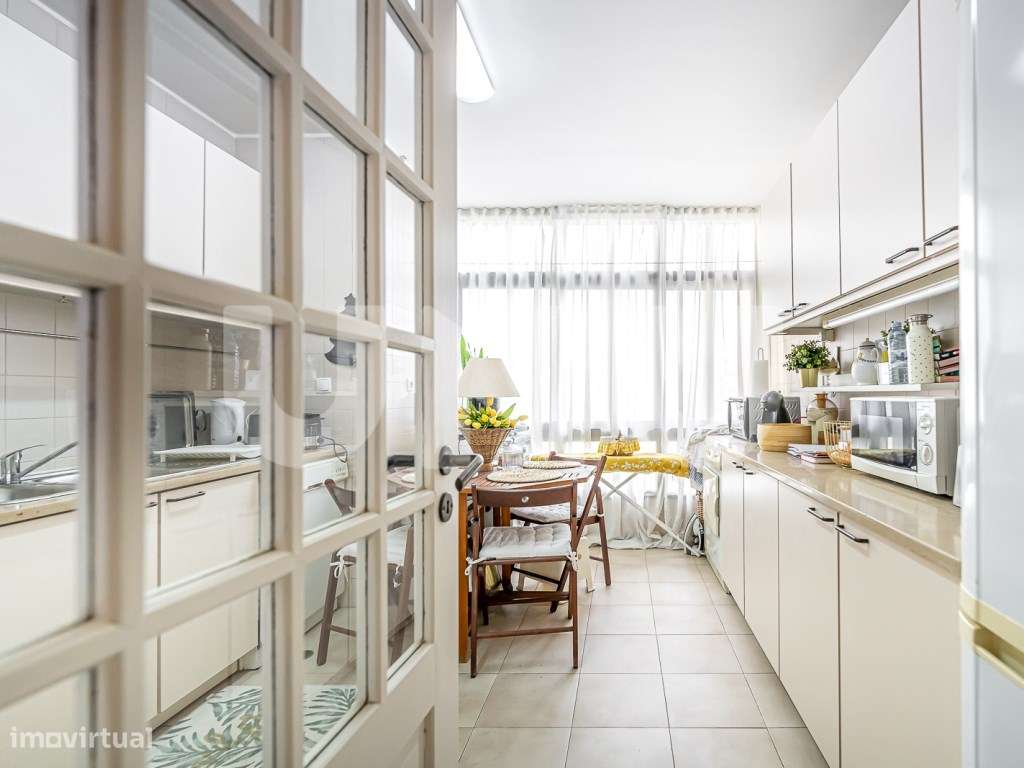 Apartamento T2 com vista desafogada em Algés - Rua Margarida Palla - Grande imagem: 5/16