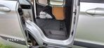 Ford Transit Courier - 12