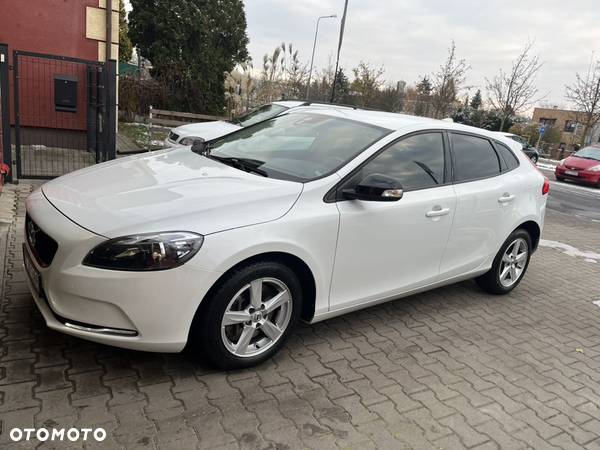 Volvo V40 D2 Geartronic - 32