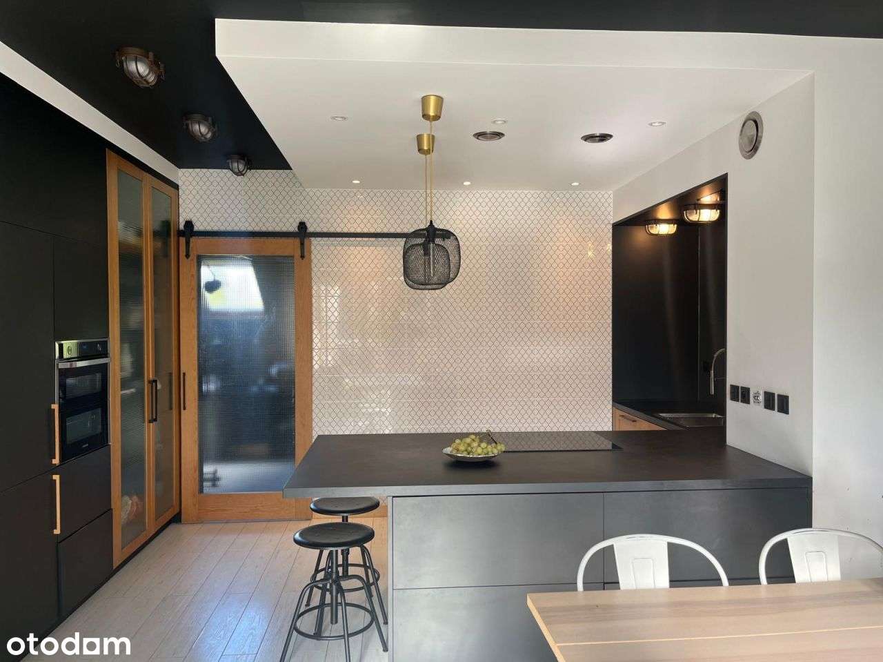 Komfortowe dwukondygnacyjne mieszkanie, ul. Tęczow-4