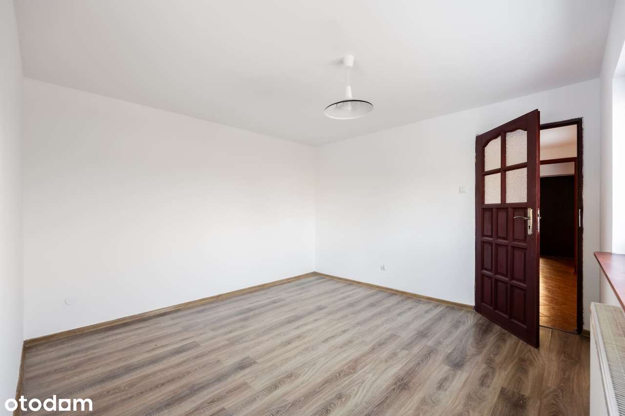 Przestronny dom z 6 pokojami w świetnej lokalizacji-Koszalin, Raduszka-8