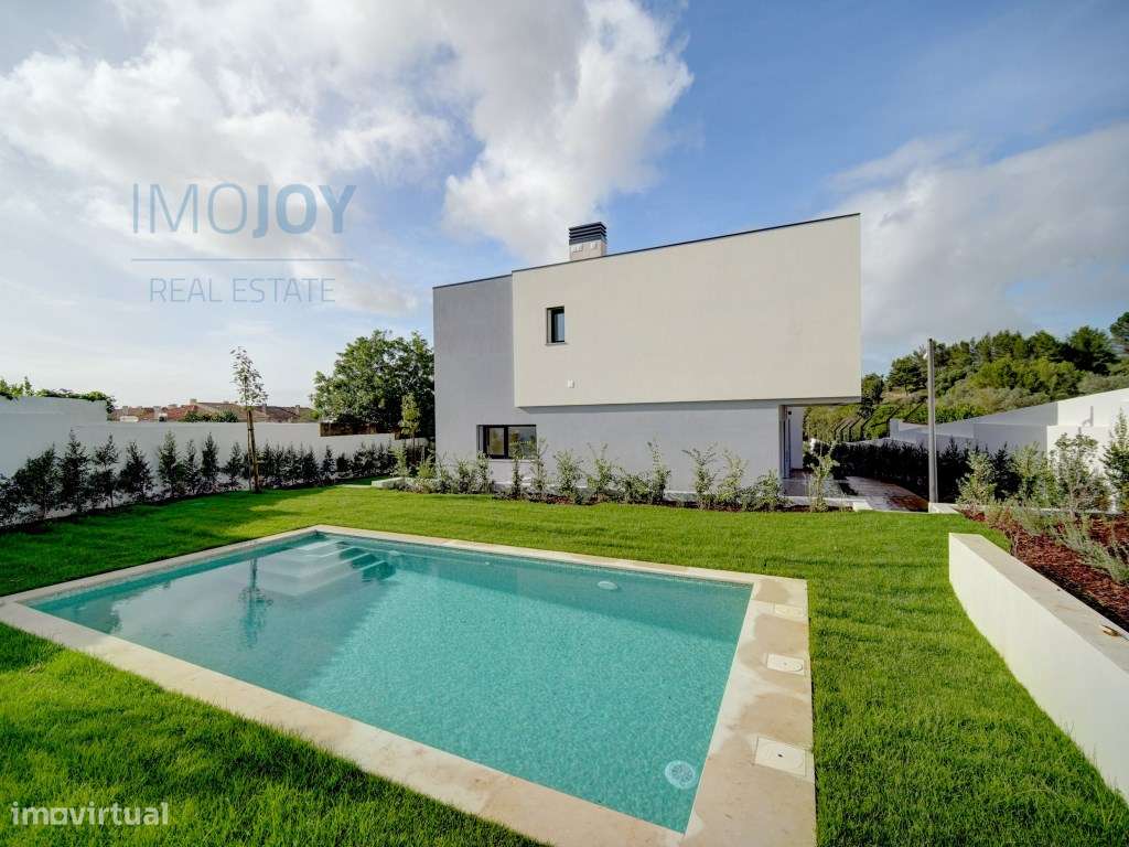 Fantástica Moradia T4 em Condomínio Privado para Venda em Manique - Grande imagem: 4/74