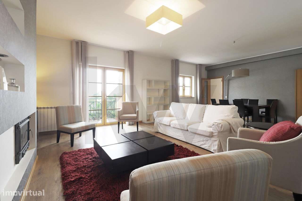 T4 em Condomínio Fechado com Piscinas e  2 Lugares de Estacionamento - Grande imagem: 5/30