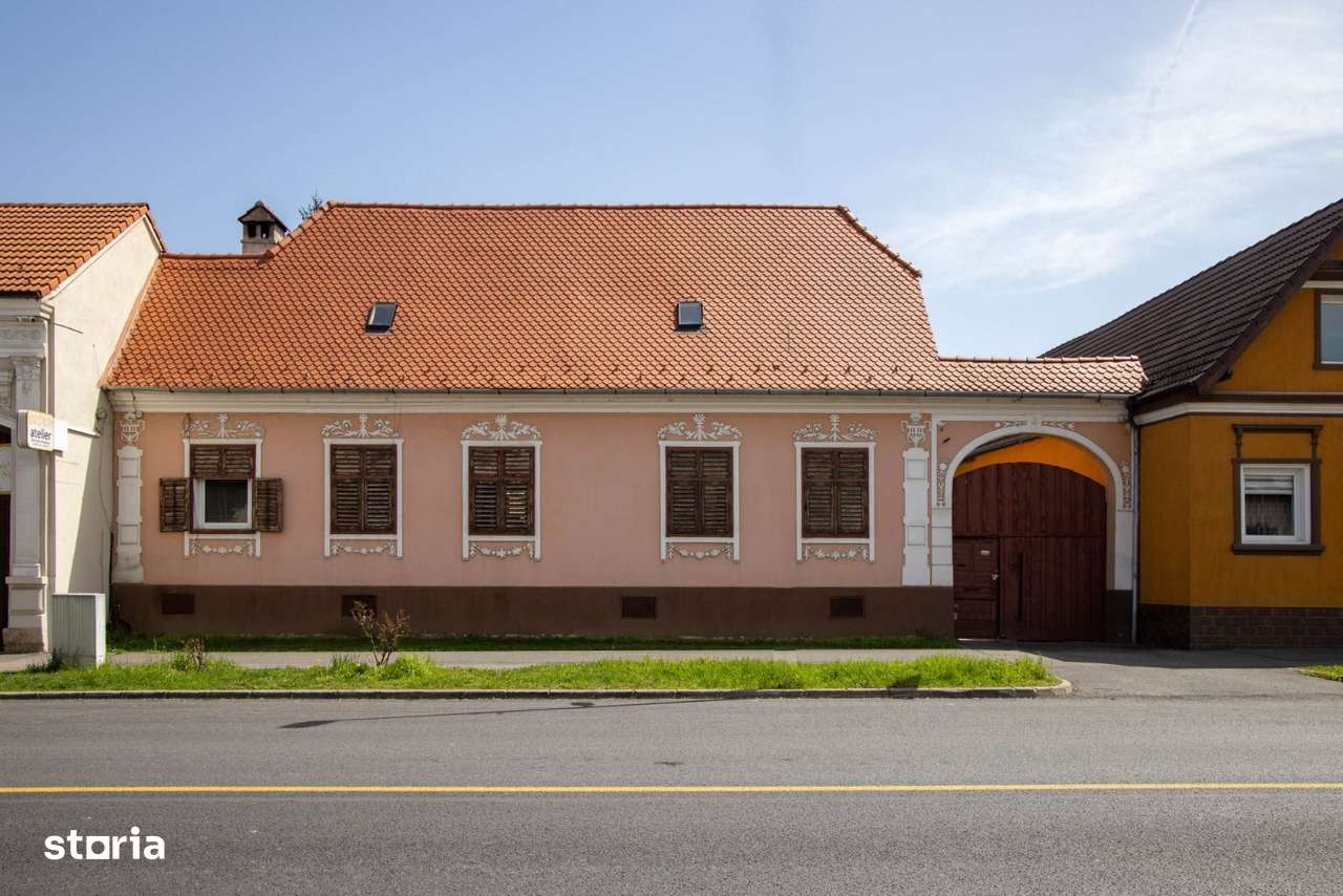 Casă Săsească Autentică cu Șură Impresionantă în Cristian – Teren 2729 - Imagine principală: 4/20