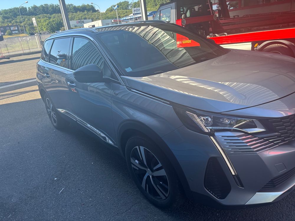 Peugeot 5008 II BlueHDi 130 EAT8 GT 2021