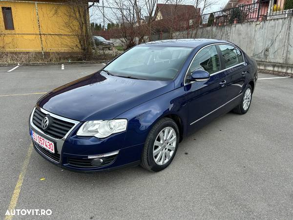 Volkswagen Passat 1.9TDI Highline - 12