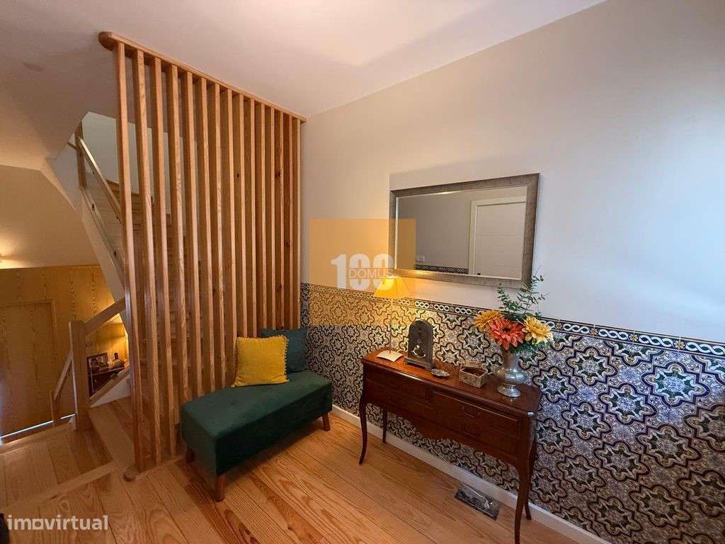 Moradia T3 com jardim, varanda e garagem em Cedofeita - Grande imagem: 4/29