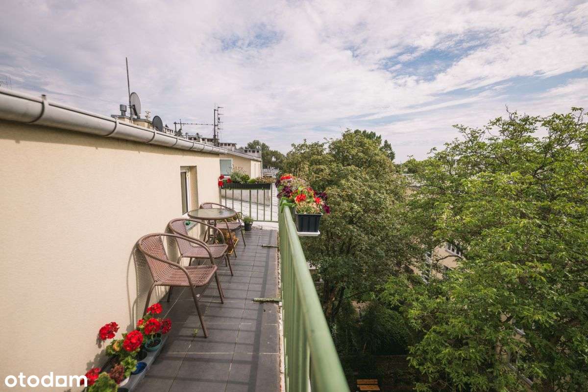 Dwupoziomowy Apartament na Starej Saskiej Kępie-18