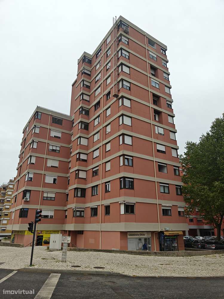 Apartamento T4 Marvila 100M Metro