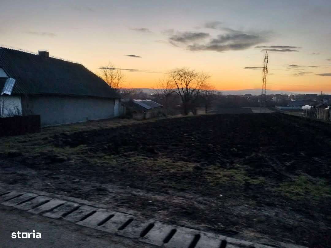 Se vinde teren intravilan 50 ari str Mitocelului Suceava ideal pt hale - Imagine principală: 5/5